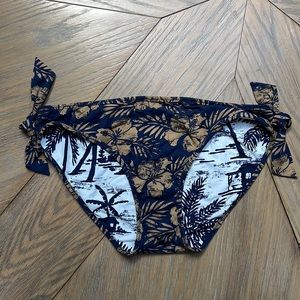 Tommy Bahama Reversible Bikini Bottom